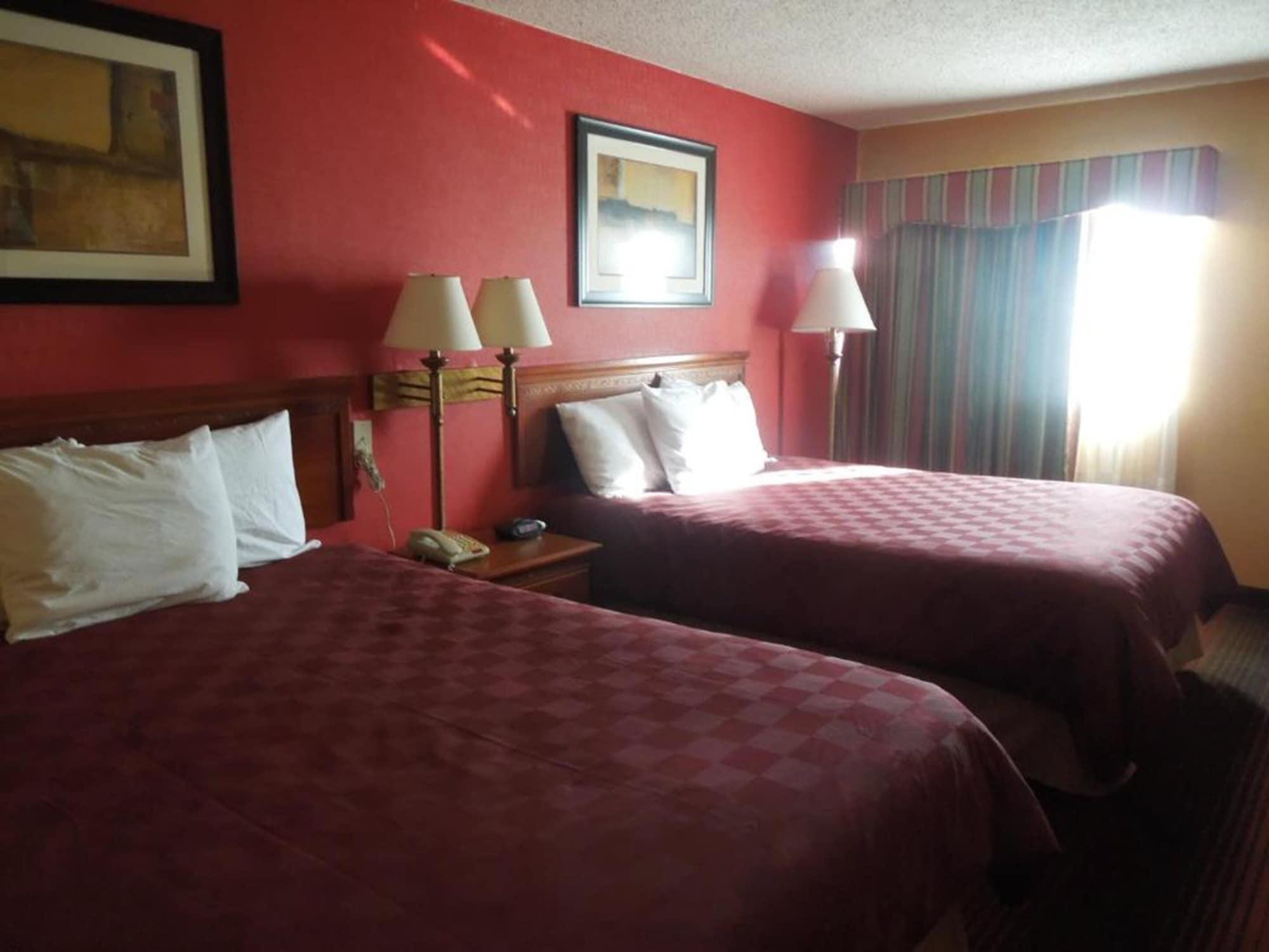 รามาดา บาย วินด์แฮม อีสต์ ออเรนจ์ Hotel อีสต์ออเรนจ์ ภายนอก รูปภาพ